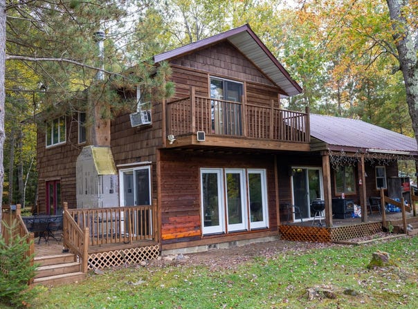 N9140 ISLAND RD, Phillips, WI 54555