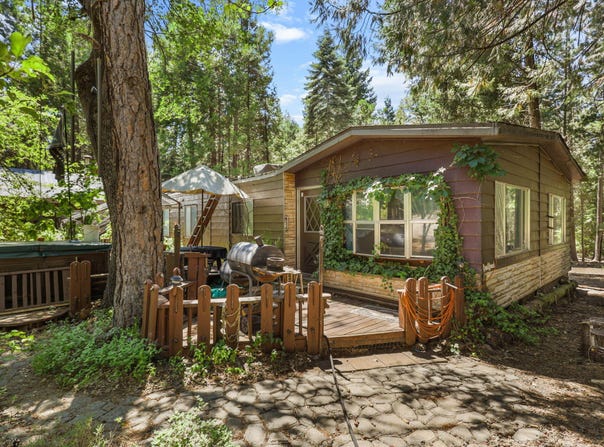 8090 Summit Drive, Shingletown, CA 96088