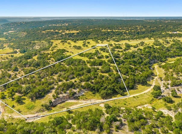 2915 Spring Crossing, Junction, TX 76849