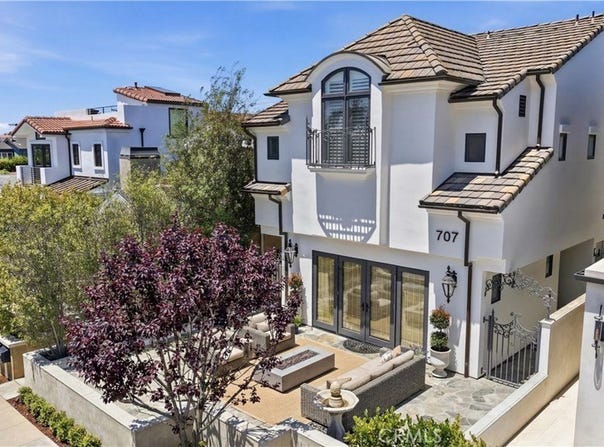 707 Larkspur Avenue, Corona del Mar, CA 92625