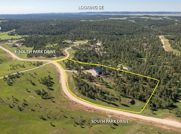 11969 S Park Drive, Custer, SD 57730