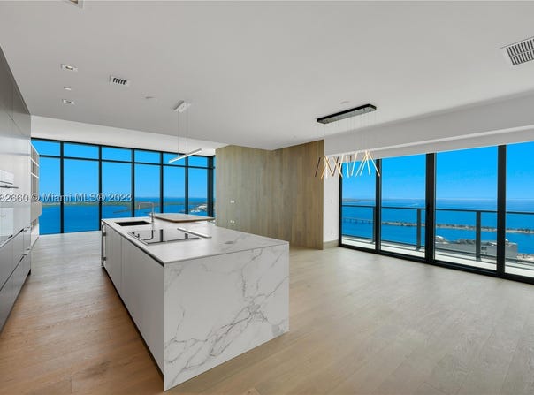 1451 Brickell Ave, Miami, FL 33131