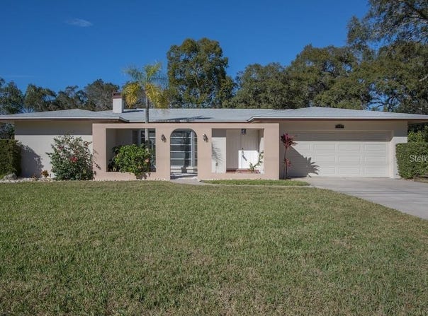 1420 FAIRWAY Drive, DUNEDIN, FL 34698