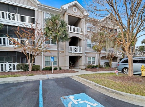 4924 Bluffton Parkway, Bluffton, SC 29910