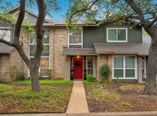 1015 E Yager Ln, Austin, TX 78753