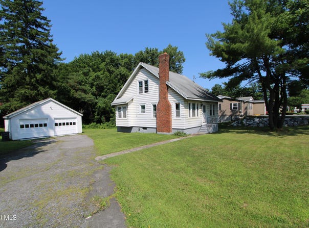 1534 Columbia Turnpike, Castleton, NY 12033