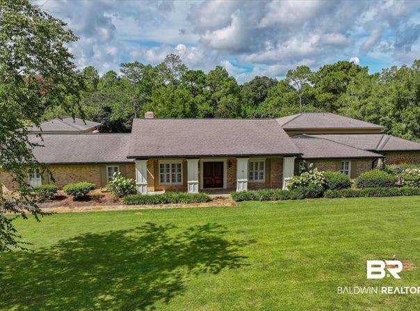 11434 Padgett Switch Rd, Irvington, AL 36544