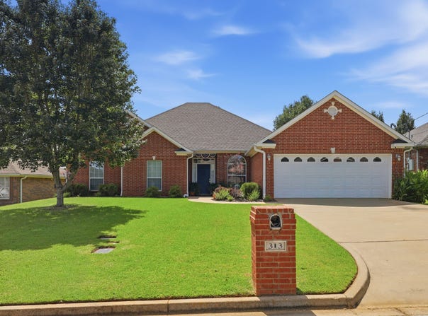 313 Ithaca Drive, Longview, TX 75604