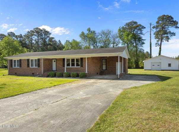 420 Aberdeen Drive, Washington, NC 27889