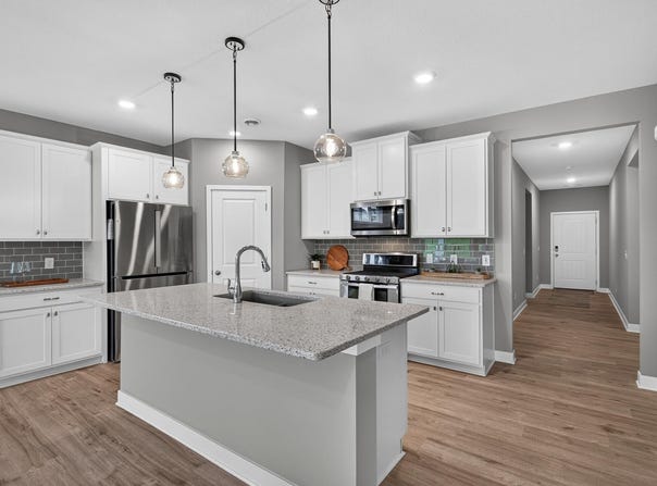 18374 Hamby Way, Lakeville, MN 55044