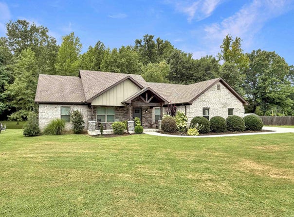 305 Sandy Creek Drive, Ward, AR 72176