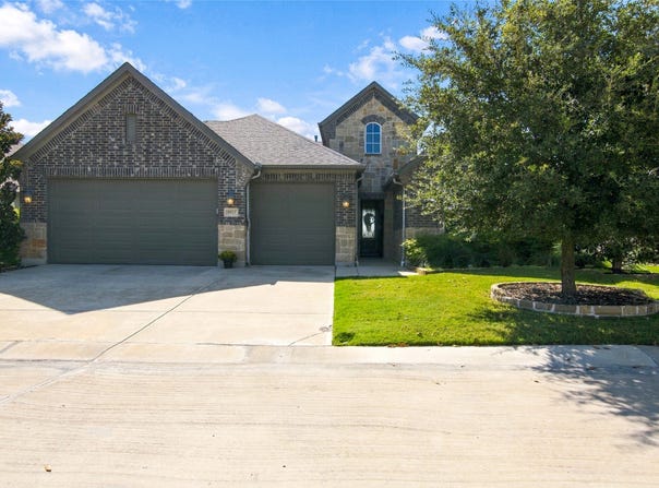 9717 Arkose Drive, Denton, TX 76207
