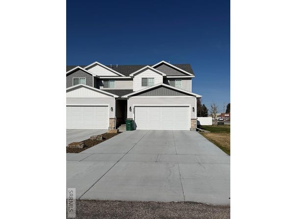 10669 36th E, Idaho Falls, ID 83401