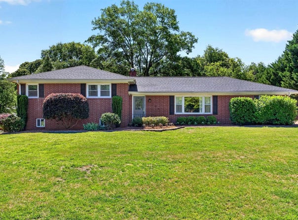 104 Central Avenue, Mauldin, SC 29662