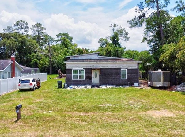 208 E Sixth Street, Adel, GA 31620