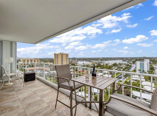 1010 S Ocean Boulevard, Pompano Beach, FL 33062
