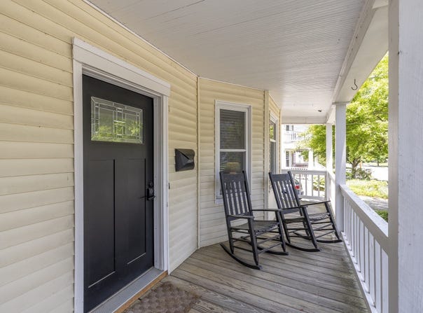 58 Maple Ave, Andover, MA 01810