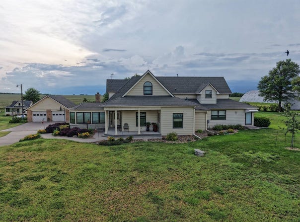 1689 240th Rd, Concordia, KS 66901
