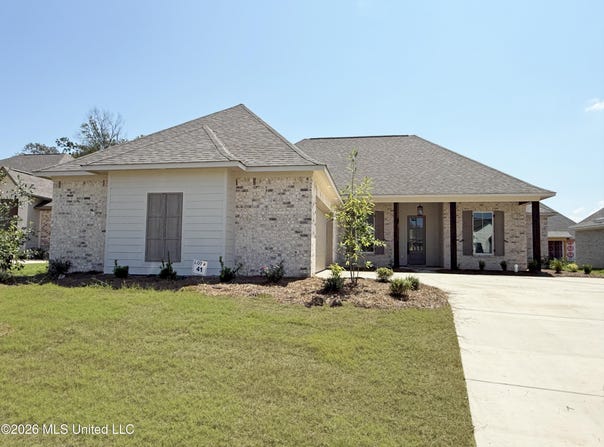 304 Tremont Drive, Florence, MS 39073