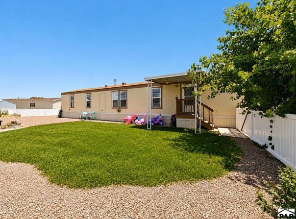 6464 Dillon Dr, Pueblo, CO 81008