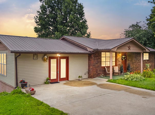 27 Poplar Lane, Morehead, KY 40351