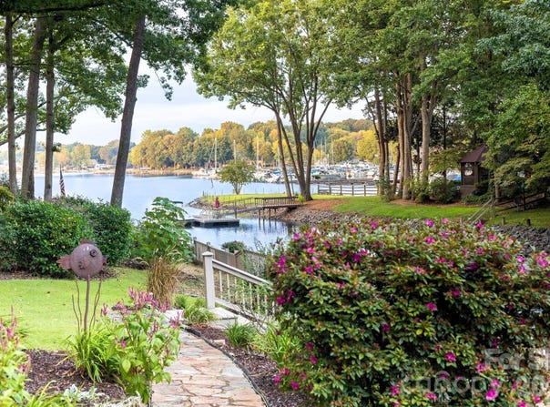 20019 Chapel Point Lane, Cornelius, NC 28031