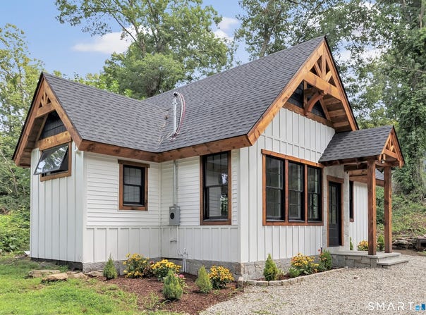 262 Great Plain Road, Danbury, CT 06811
