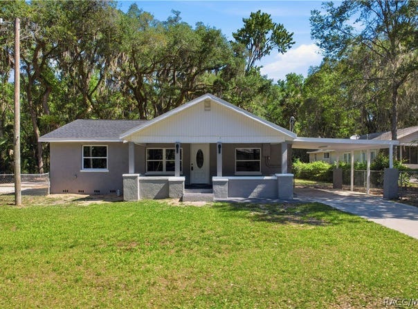 317 NE 13th Terrace, Crystal River, FL 34428