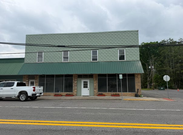 524 Nicholas St, Rupert, WV 25984