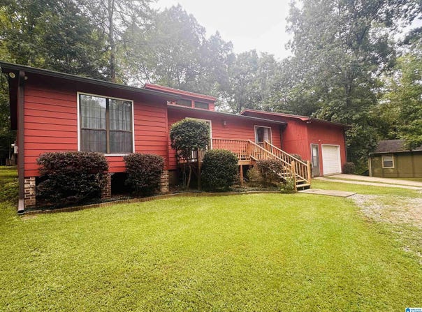 1070 MOUNTAIN LAKE ROAD, WARRIOR, AL 35180