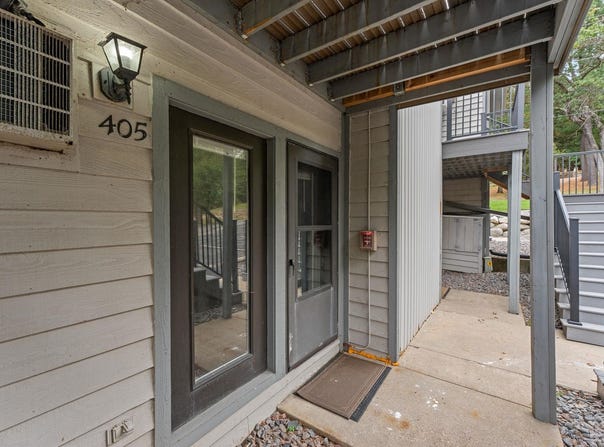 1093 Canyon Road, Wisconsin Dells, WI 53965
