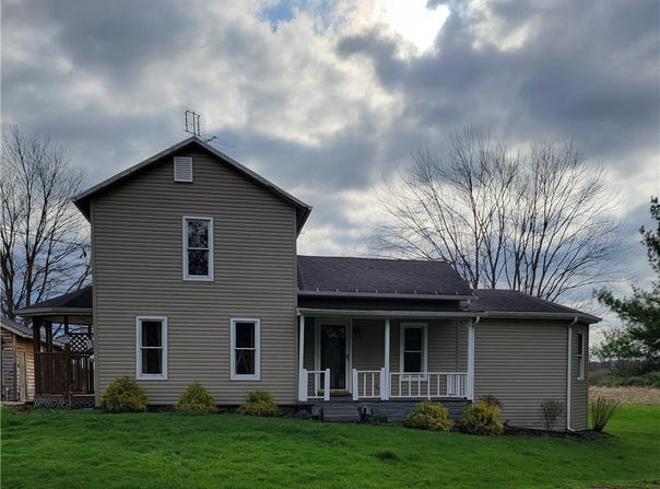 15593 Franchester Road, Burbank, OH 44214