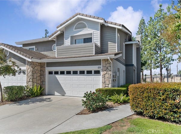 125 Autumn Oaks, Glendora, CA 91741