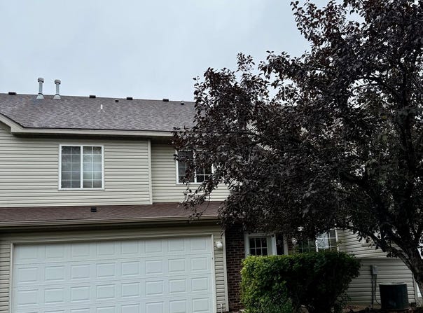 2402 Oakridge Circle, Hudson, WI 54016