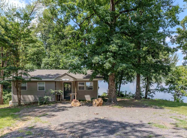 140 Ridge Road, Houston, AR 72126