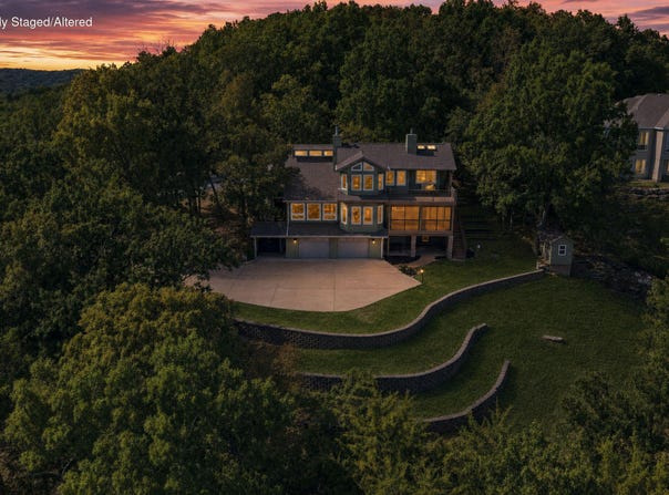 437 Waterfield Drive, Branson West, MO 65737