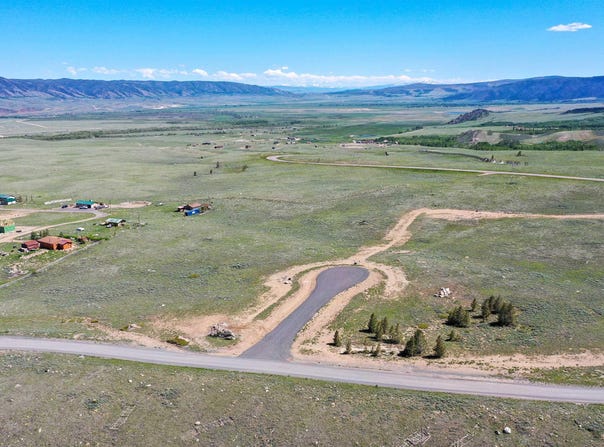 SUMMIT VIEW CT lot: 7, Centennial, WY 82055