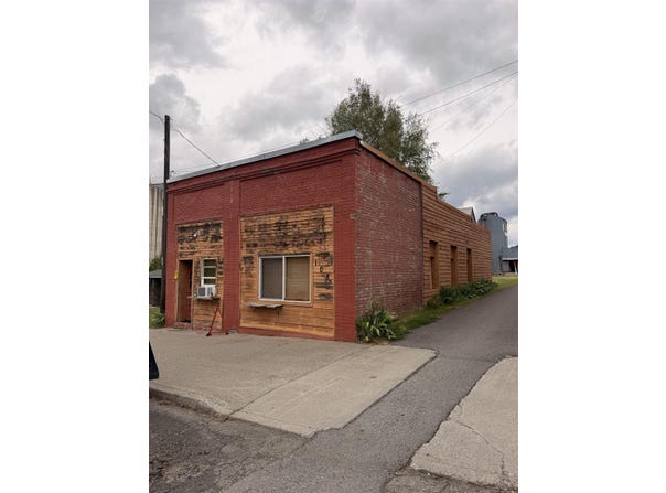 108 W 5th St, Rosalia, WA 99170