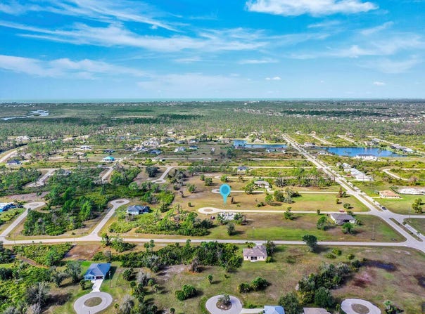 6 GARNET Drive, Placida, FL 33946