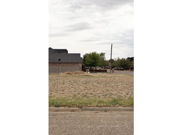 2301 Juniper Drive, Lamesa, TX 79331