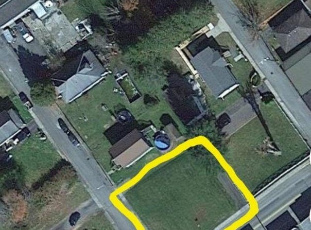 Main St, Rainelle, WV 25962