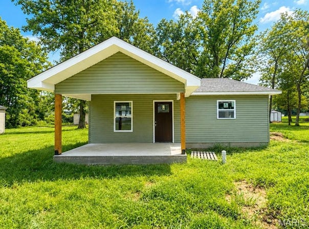 422 E Henry Street, Poplar Bluff, MO 63901