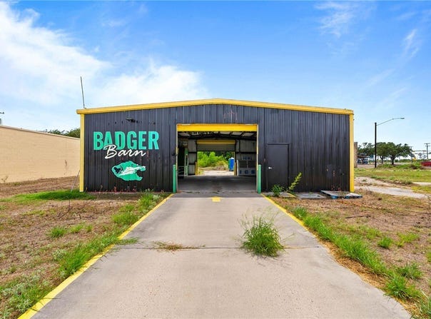118 E 4th Street, Bishop, TX 78343