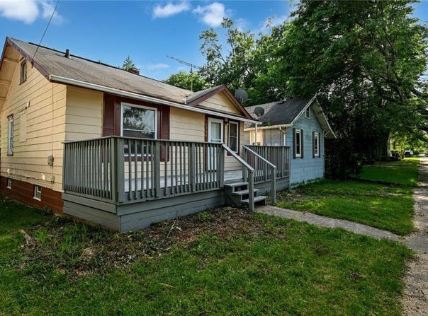 1300 Weiser Avenue, Akron, OH 44314