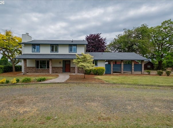93419 RIVER Rd, JunctionCity, OR 97448