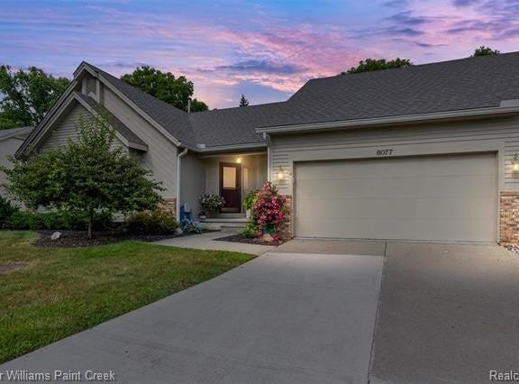 8077 Sawgrass Trail, Grand Blanc Twp, MI 48439