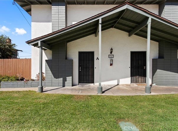 2963 Elgin Drive, Riverside, CA 92507