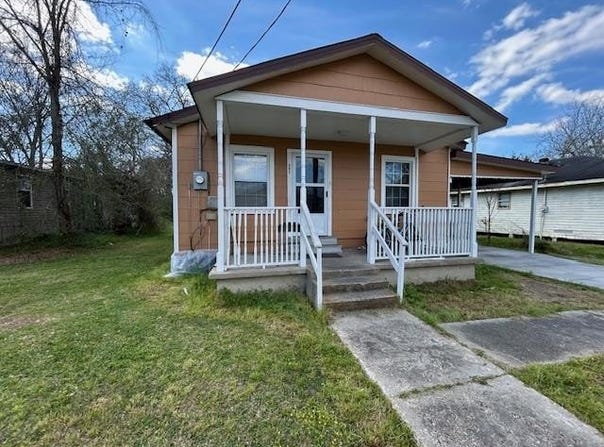 905 Washington St, Patterson, LA 70392
