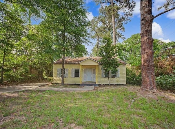 202 Cavin Street, Jasper, TX 75951