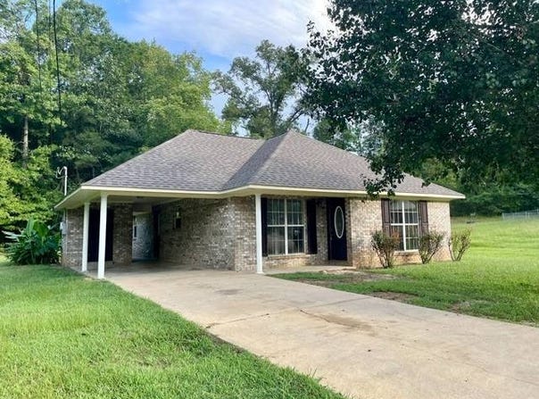 118 Thomas Circle, Kosciusko, MS 39090